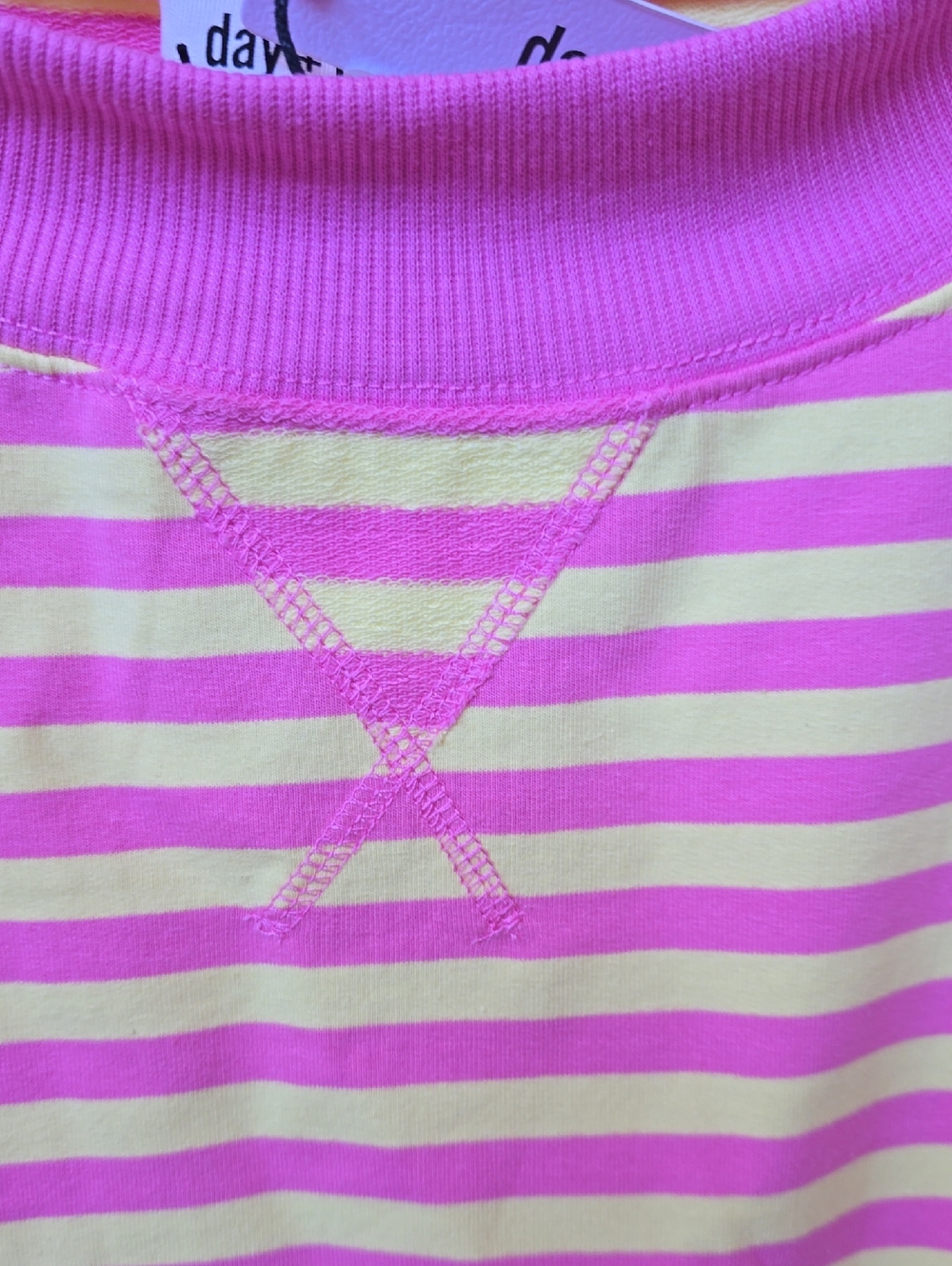 NWT Bella Rose day+moon Groovy Glow Striped 3/4 Sleeve Top Size Medium - Picture 13 of 14